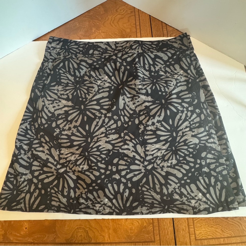 Rip skirt size L wrap style 19” long